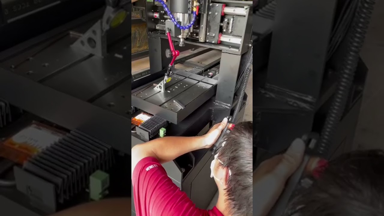 Kiểm tra độ chính xác của máy CNC Maxcut - youtube