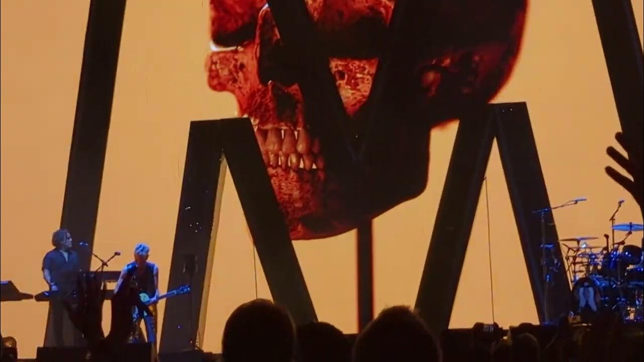 Depeche Mode Enjoy the Silence Memento Mori Tour Toronto April 7
