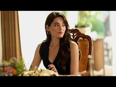 جوزها بيكتشف إنها عملت عملية تجميل وغيرت ملامحها وعايشه معاه على إن هى الخادمة عشان تنتقم منه