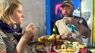Tunisian street food tours with Rob & Charlotte from USA ?? أمريكي في اول لقاء مع  الهريسة التونسية