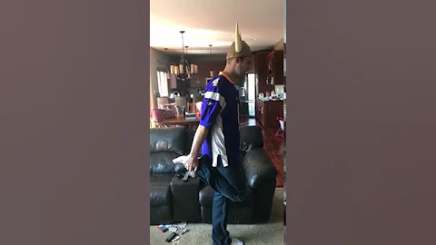Quarterback Sack: Do It to It Quad Stretch