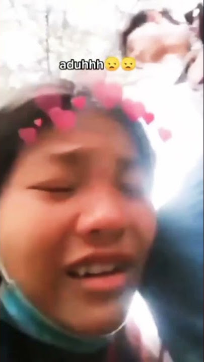 cewek nangis gak mau putus😂😂/meme viral youtubeshorts#shorts