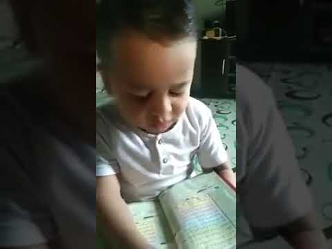 خشوع رهيب من طفل يقرأ سورة البروج