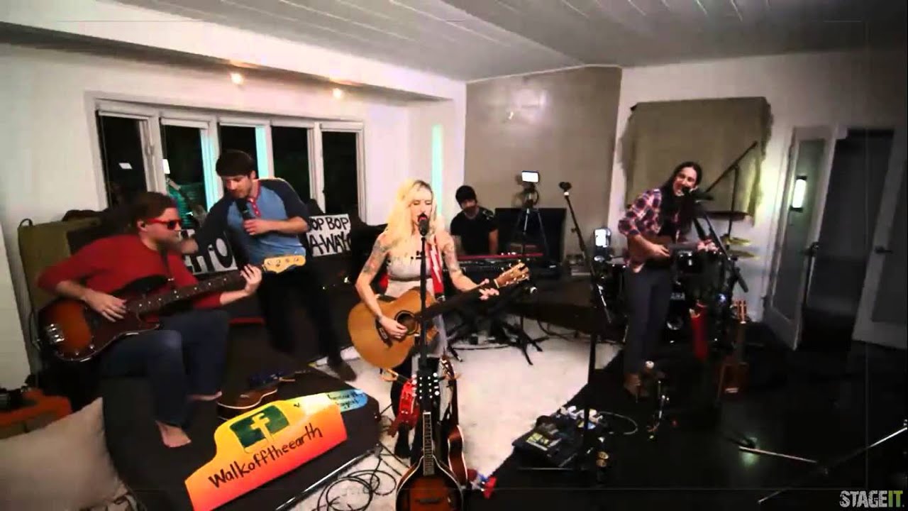 Walk Off The Earth - Live @StageIt (2013/02/20-21) - YouTube