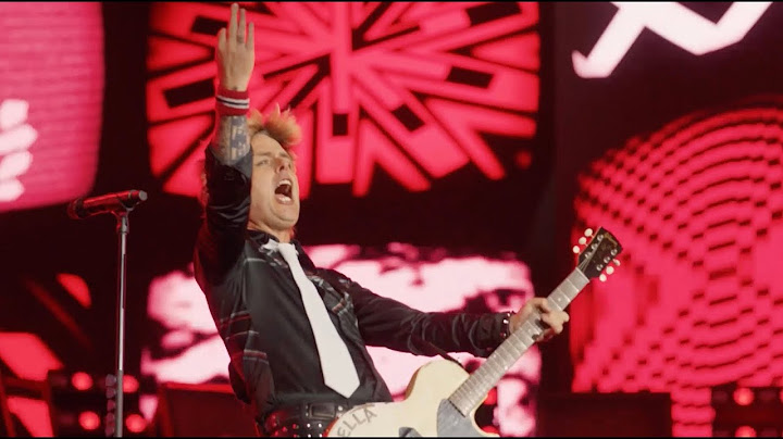 American Idiot Live version - Live performance video thumbnail