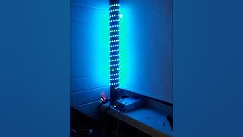 randomled using FastLED, 250 WS2815 LEDs and ESP32 / ESP8266
