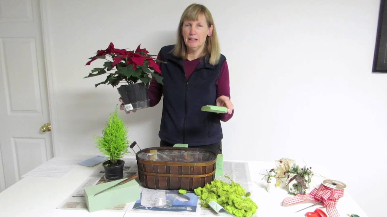 How to make a holiday basket - YouTube