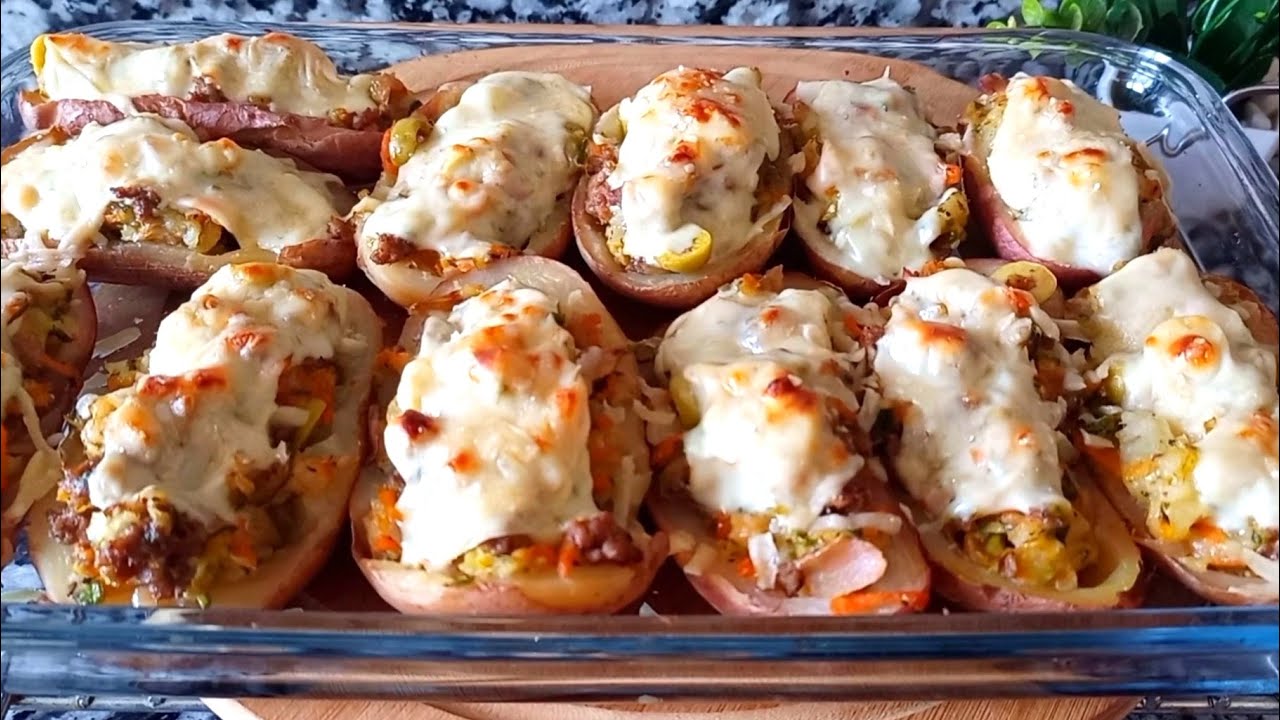 قوارب البطاطا اللذيذة المشوية فالفران شهيوة صيفية خفيفة