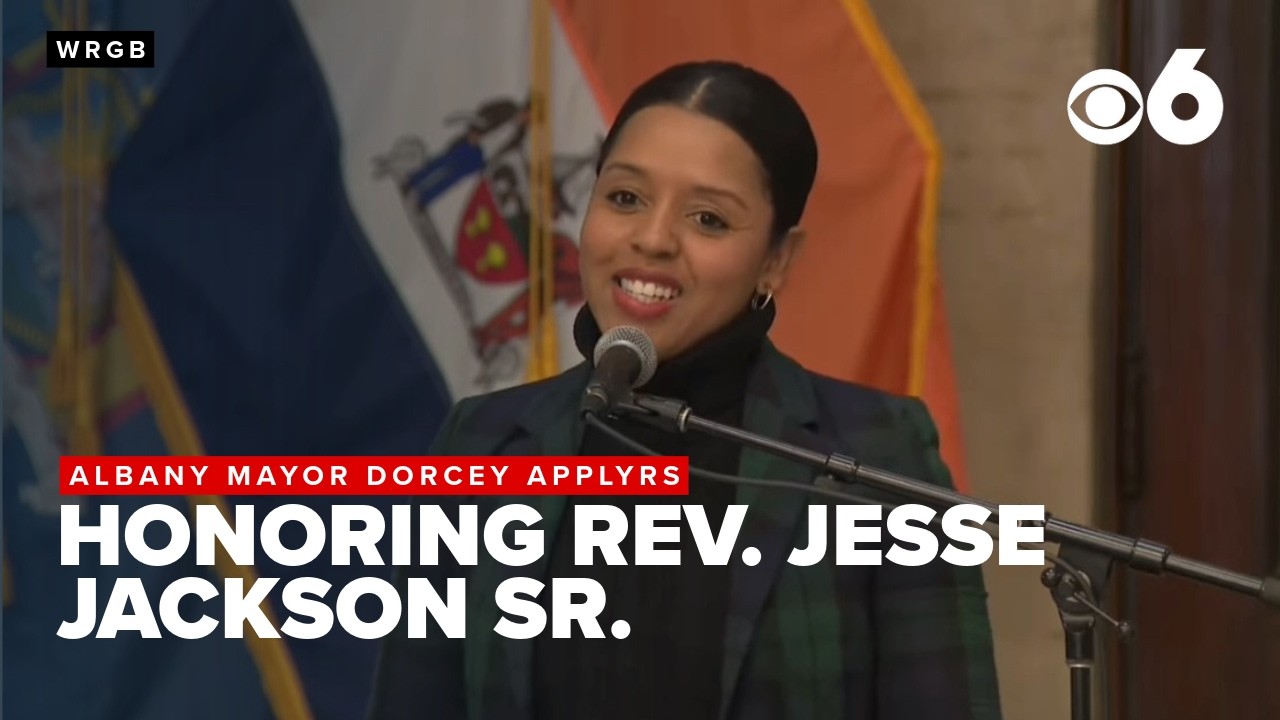 Albany mayor Dorcey Applyrs to honor Rev. Jesse Jackson Sr.
