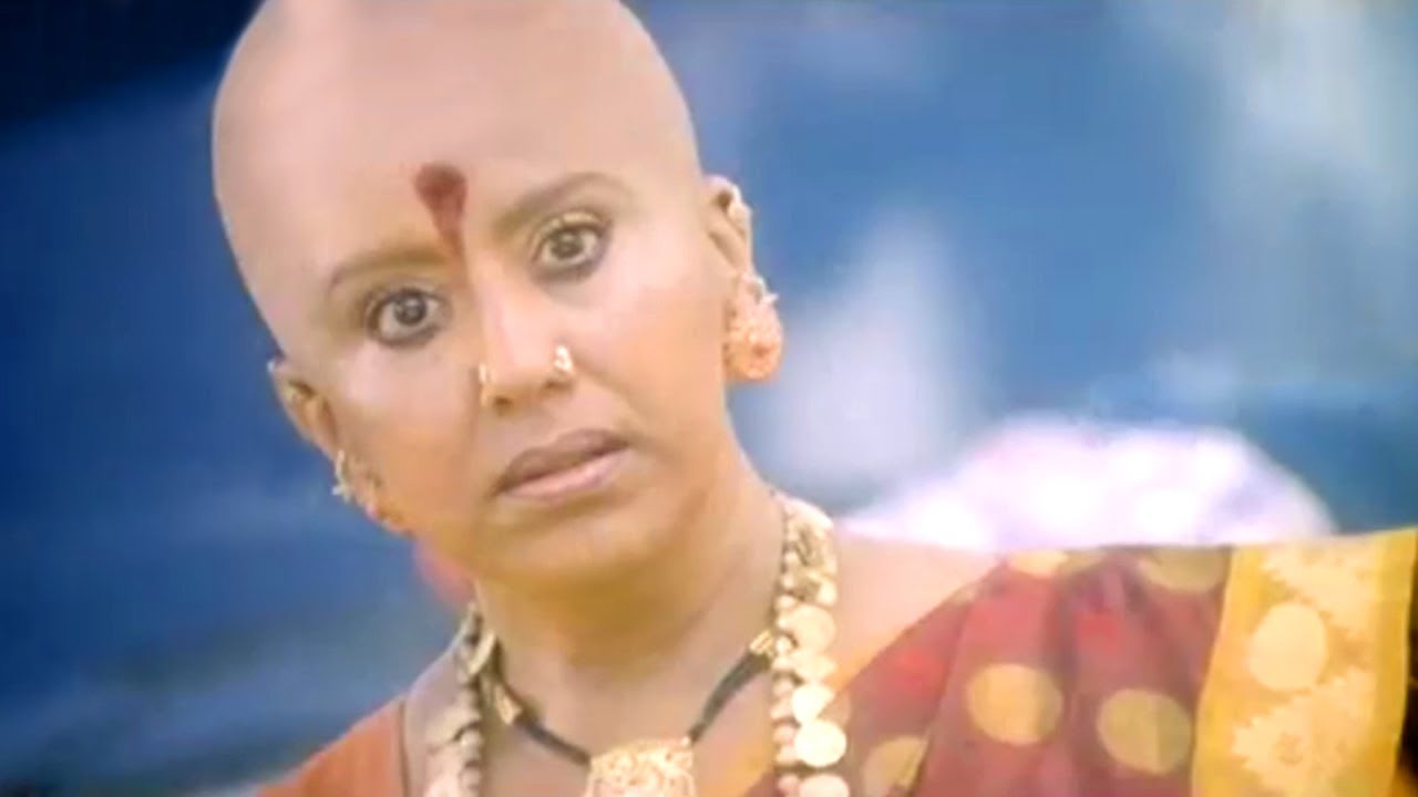 Malashri cuts Rudrammaa's hair and kill his son Laxman | Kannada Junction