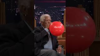Морган Фримен под гелием 🎈🗣️