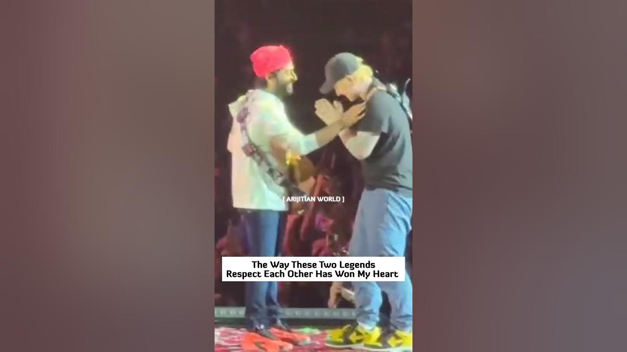 Arijit Singh Gives Respect To Ed Sheeran πππ» Biggest Moments For A True Music Lover π€©π₯ Arijit Singh Gives Respect To Ed Sheeran πππ» Biggest Moments For A True Music Lover π€©π₯