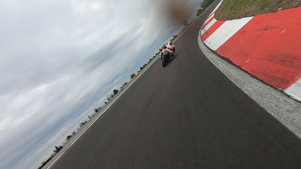Mv agusta f3 800 & Yamaha r6 cremona circuit 2.0