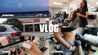 vlog : come to work with me, belly piercing, grwm + graduations