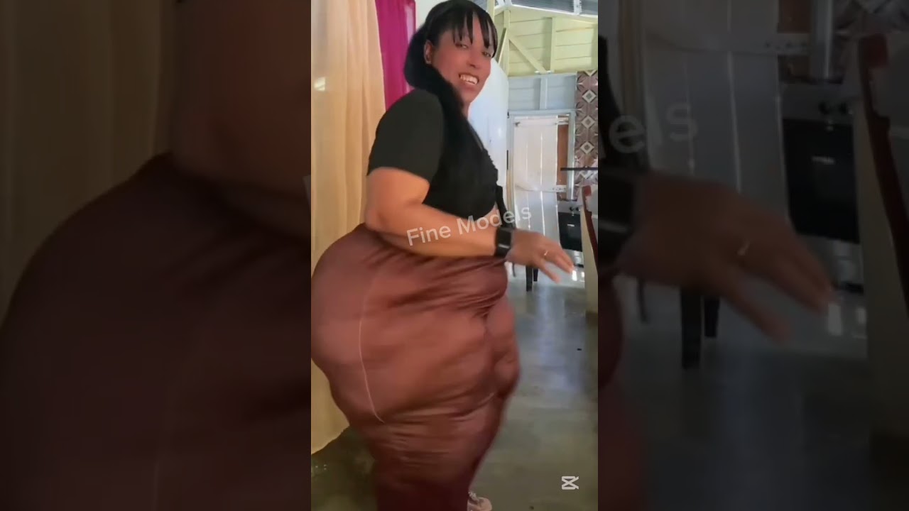 Cesarina Nunez Rodriguez: Alluring Plus Size Model Biography And Life Style - Body Positivity 