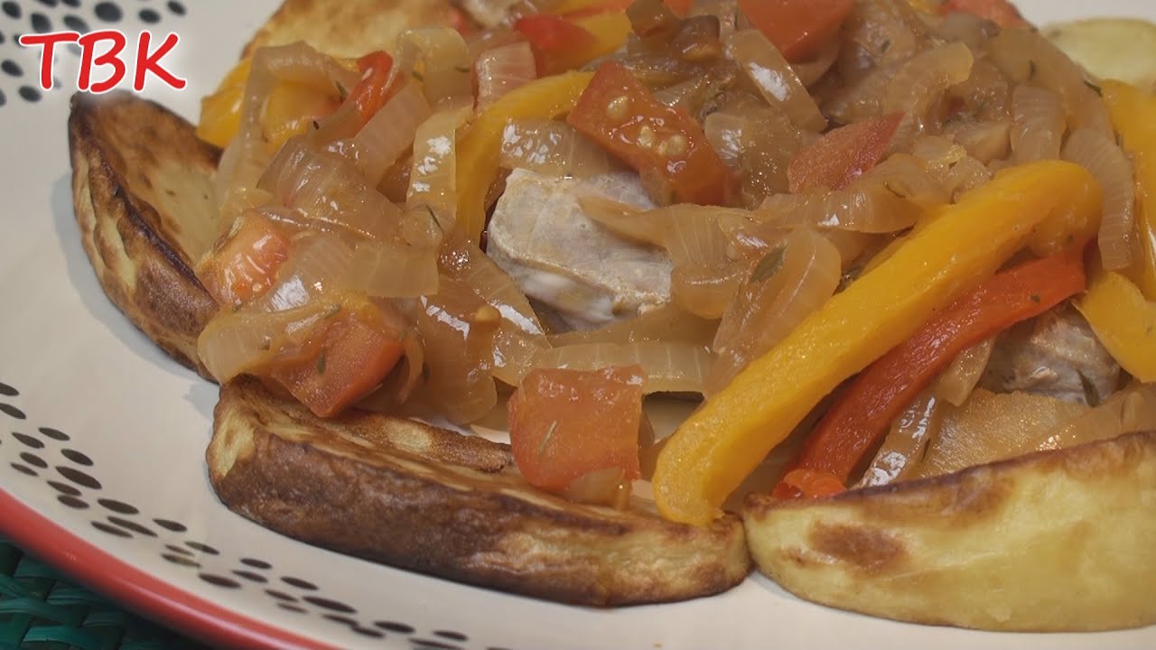סטייק טונה עם בצל בסגנון אלגרבה (Bife de Tuna de Cebolada)