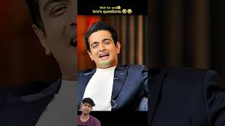 duniya mein dhoni log Hai ek lic wale or dusra ranveer donon ke same sawal hota Hai.😂 Kapil Sharma |