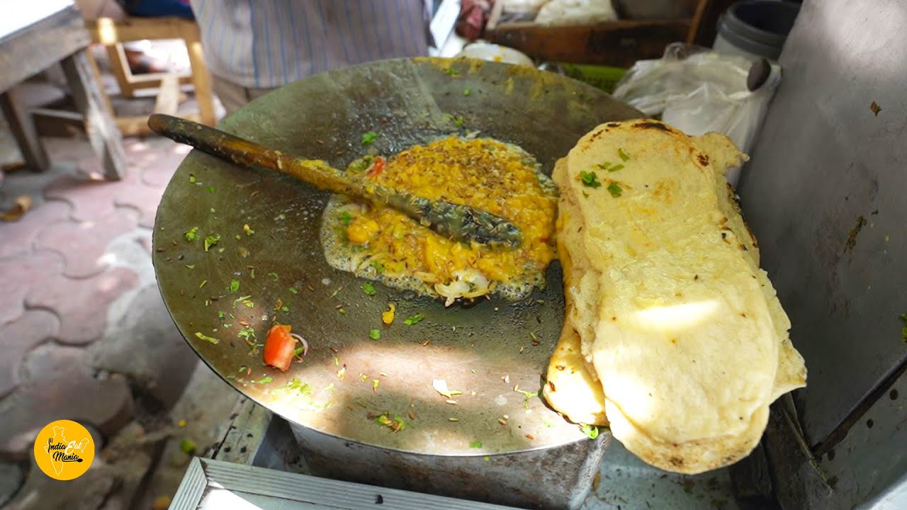 Bakchod ke Chole Kulche Rs. 40/- Khaye Kyaa? l Daryaganj l Delhi Street Food | INDIA EAT MANIA