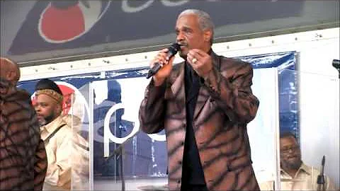 Russell Thompkins, Jr. & The New Stylistics - Betc...