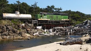 Oregon Coast Scenic RR at Manhattan Beach
Manhattan Beach is on the north end of the town of Rockaway Beach. Here the Slamonberry Excursion is moving empty back to its home terminal in Garibaldi after dropping off passengers from a successful days run. The Pacific Ocean is about 30 yards behind me when this was filmed. Oregon Coast Scenic RR at Manhattan Beach
