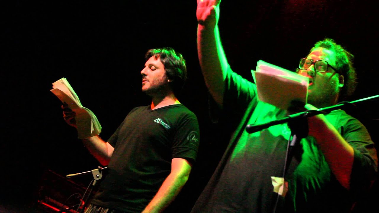 Poesía Estéreo - Sagrado Sebakis & Diego Arbit -  "La lengua castellana es machista!!"