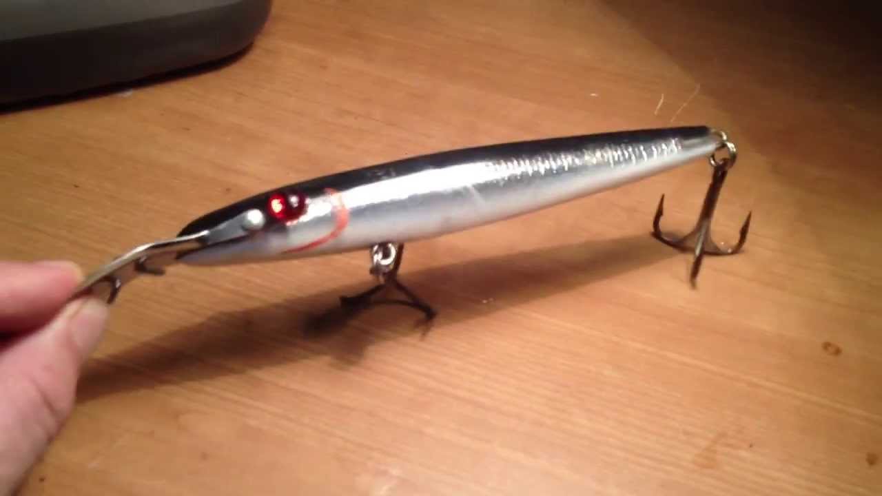 Vintage FINLAND RAPALA MAGNUM Red & White Large Fishing Lure