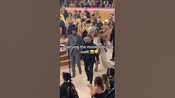 #taylorswift #pleasedontletthisflop #fypviralシ #goviral #blowup #funny #tayvis