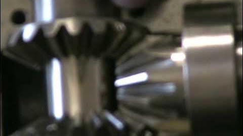 Max-Prop: Assembling the spinners onto the hub