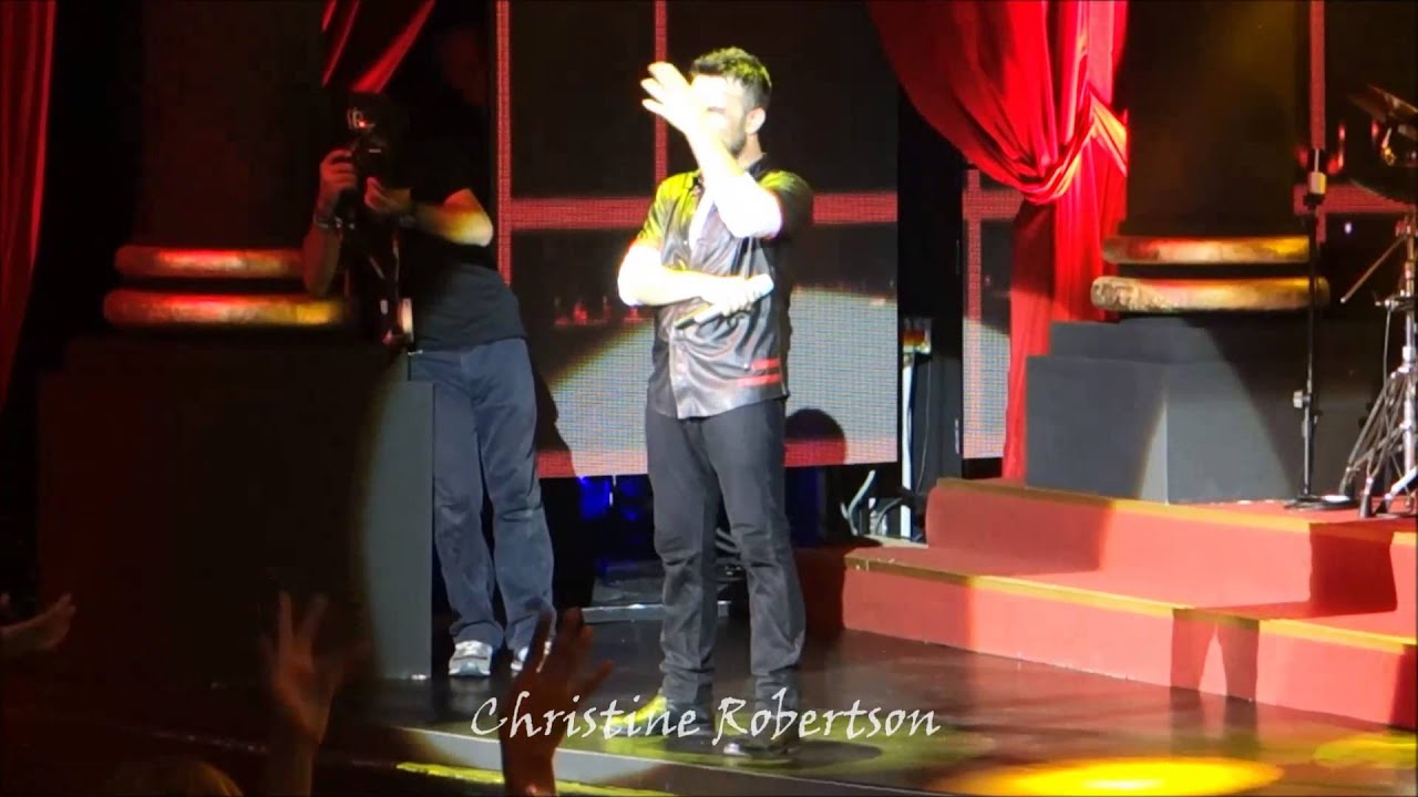 Tarkan, Gül Döktüm Yollarina, Harbiye 4th September 2014