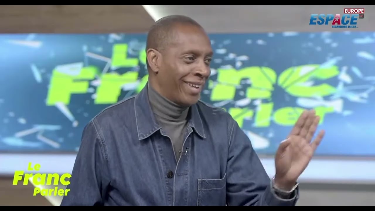 Claudy évoque son licenciement à france 24 et RFI