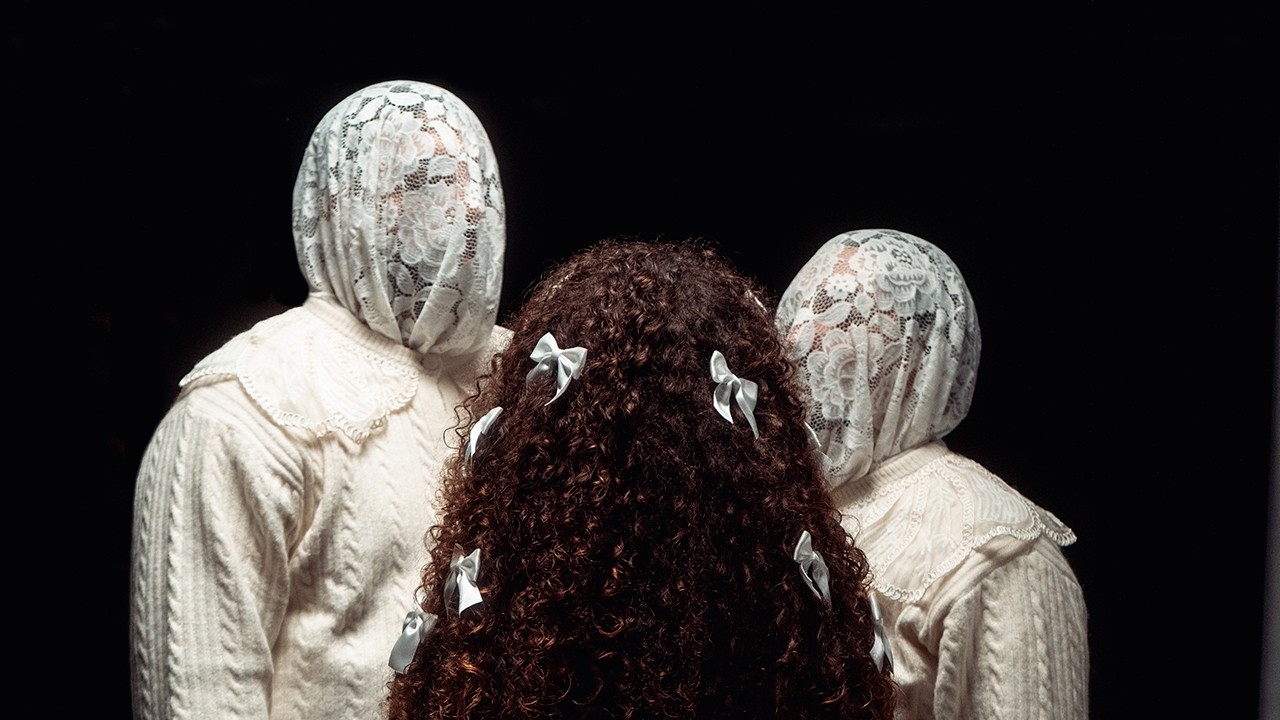 DeLasRosas ft.LaChispa - MARIPOSA (Video Oficial)