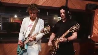 The Raconteurs – Now That You’re Gone &amp; I’m Your Puppet (FAME Studios Session - Amazon Originals)