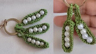 How to crochet green peas in 2    rows...easy  , simple, and cute...for beginners