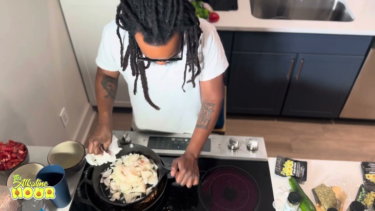 Alkaline Cooking Class W/ Brotha SHAWT: Lions Mane Steak, Savory Quinoa & Salsa | Tha Alkaline Hour