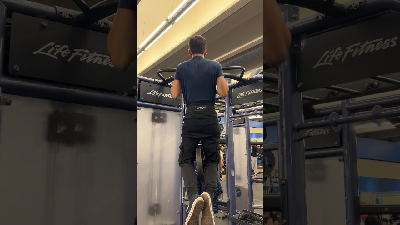 Weighted Chin-Ups 💪🏼 