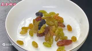 把面条放进滚烫油锅里，出锅瞬间变美食，真是高手在民间，美味