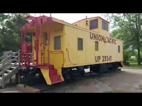 Caboose Cabin Tour Two Rivers State Park Venice Ne Youtube