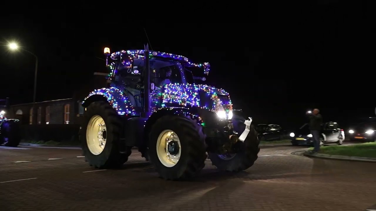Verlichte trekkertocht gemeente Hardenberg - 100 tractoren - 20 december 2024