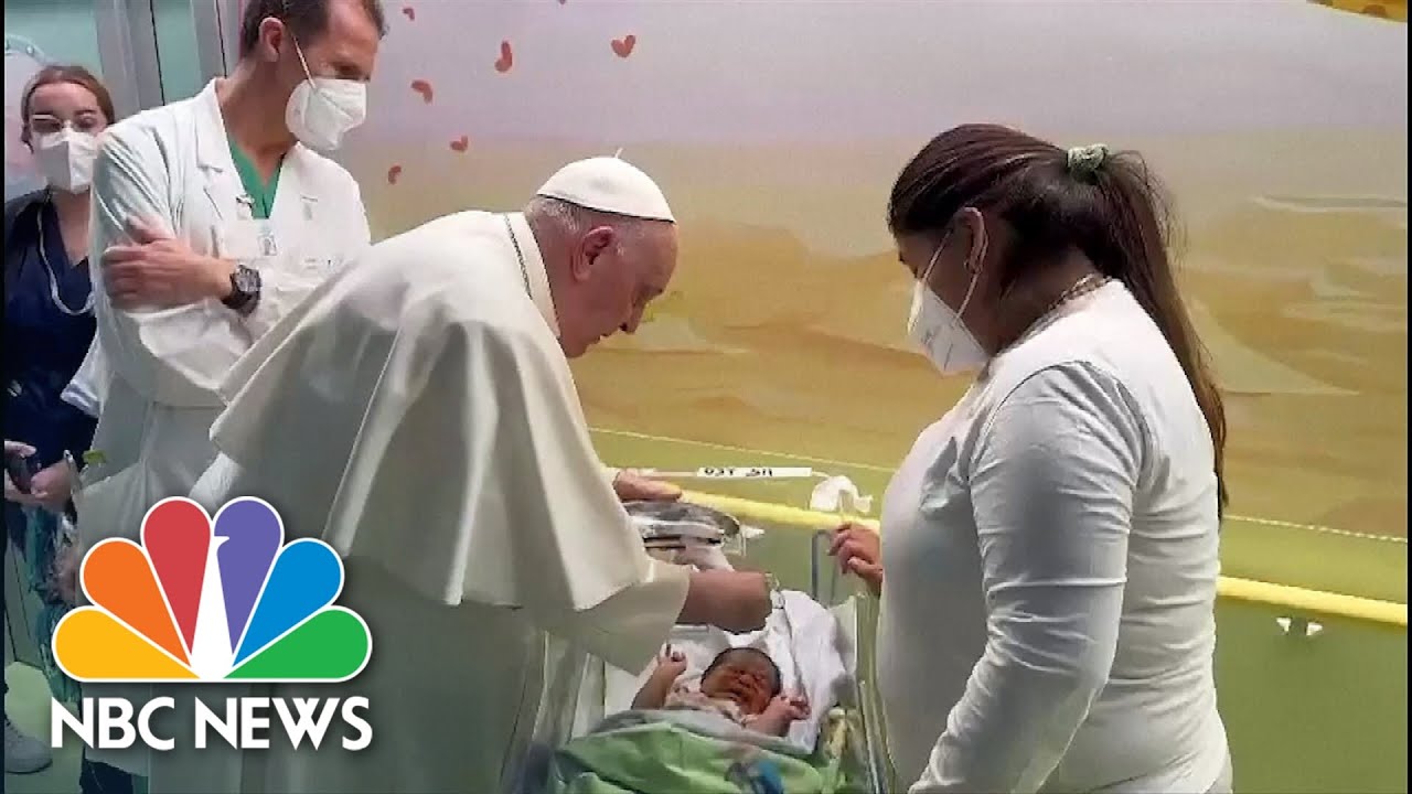 Watch: Recovering Pope Francis baptizes baby in Gemelli hospital Watch: Recovering Pope Francis baptizes baby in Gemelli hospital