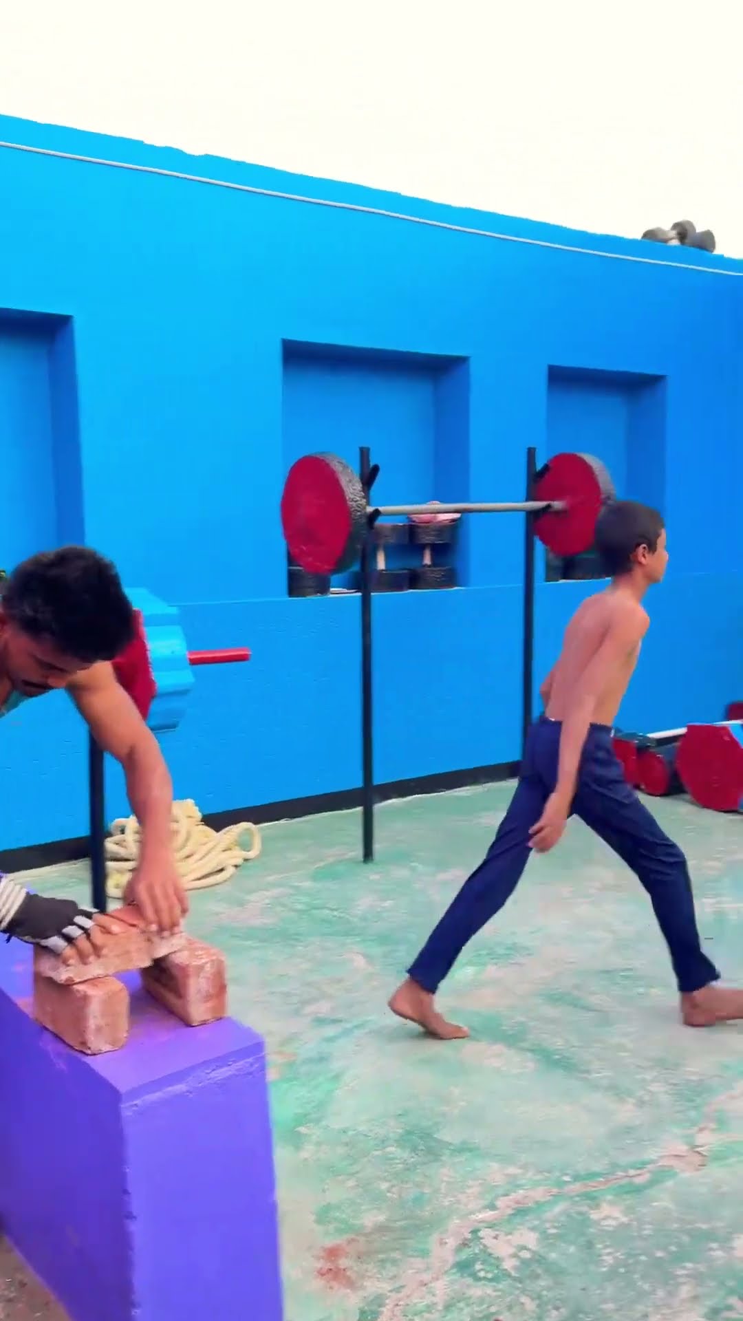 the little one broke it ??? #shortvideo #funnyvideo
