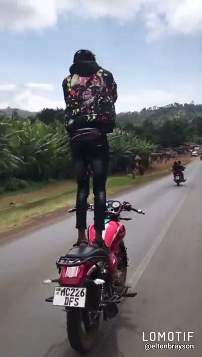 kijana wa marangu Kilimanjaro,katika ubora wa kuchezea pikipiki..🔥