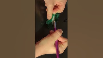 Reversed green thread cutting #asmrcommunity #oddlysatisfying #threadcutting #asmr #satisfyingasmr