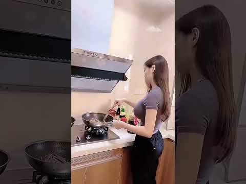 Beautiful Girl Cooking Prawns Chicken Vegetables Healthy Life Shorts Yoga Fitness Sexygirl 
