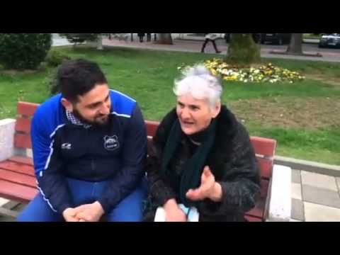 ქალბატონი კითხულობს ნანა მეფარიშვილის ლექსს