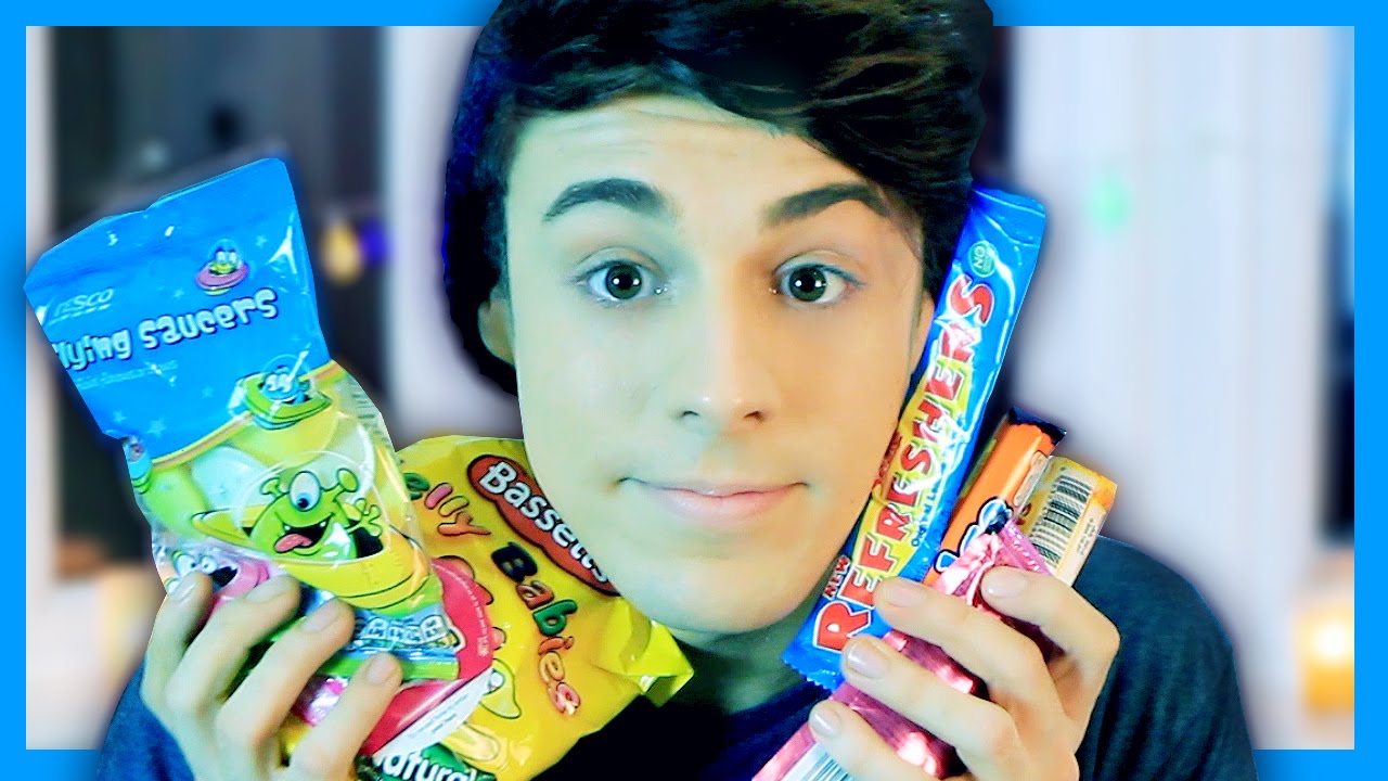 BRITISH CANDY First Experience! PART 2 | Raphael Gomes