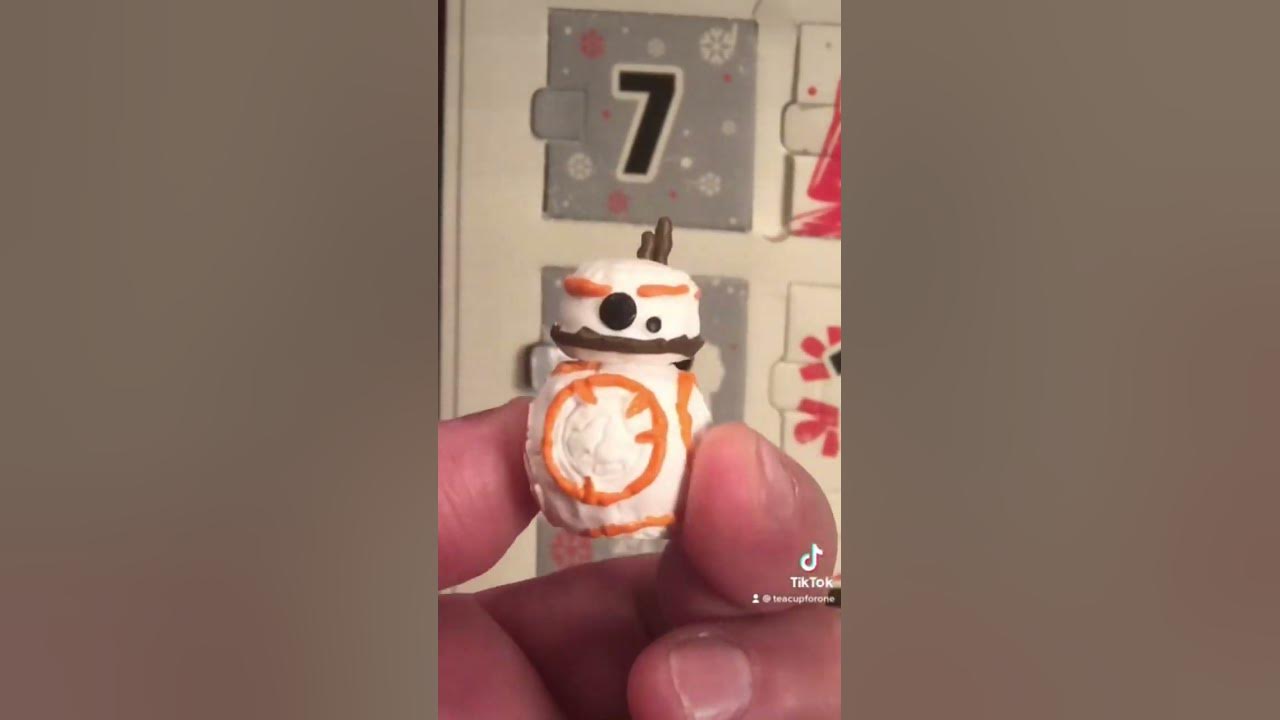 BB8!!!! Advent Calendar Showdown December 13th (Disney vs Star Wars vs