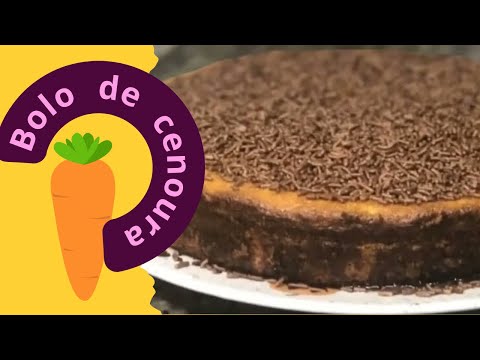 Bolo de Cenoura tradicional com granulado