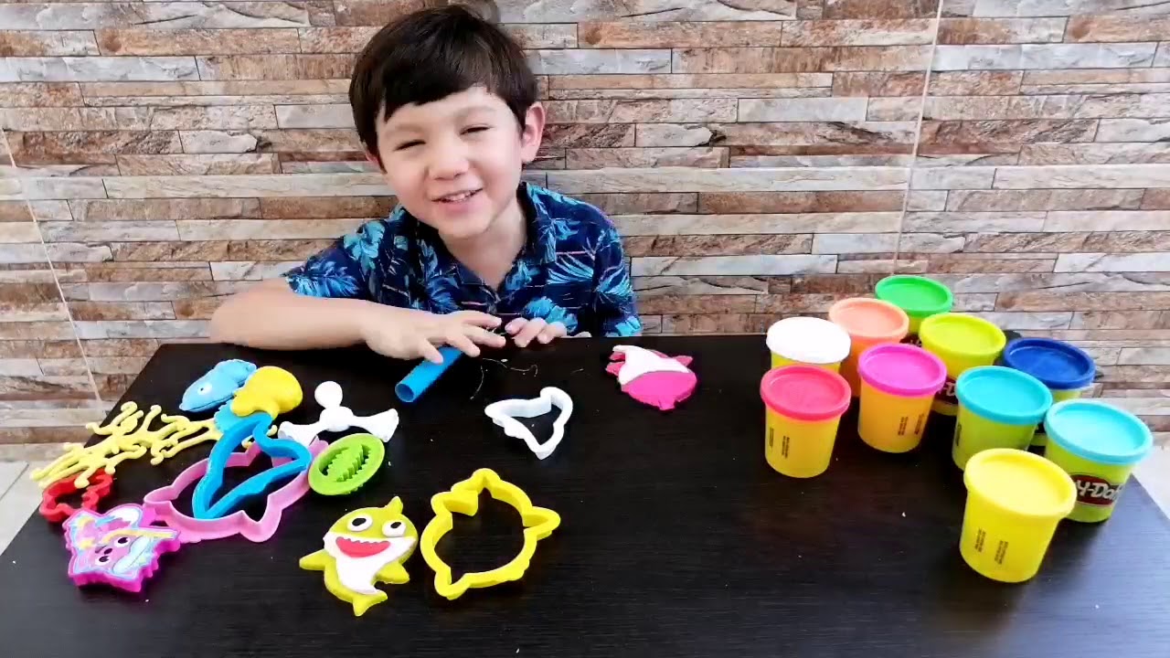 Los colores en español e inglés con plastilina play doh - YouTube