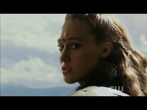 The 100 S3E3 || Lexa Kicks Ice Nation Guy Off Her Tower