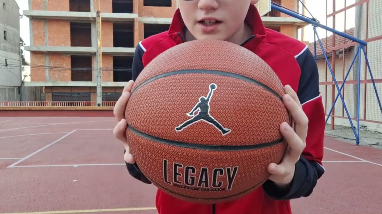 I tried the Jordan Legacy Basketball